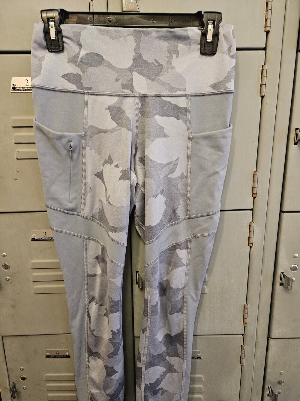Athleta athletic workout leggings - size XS